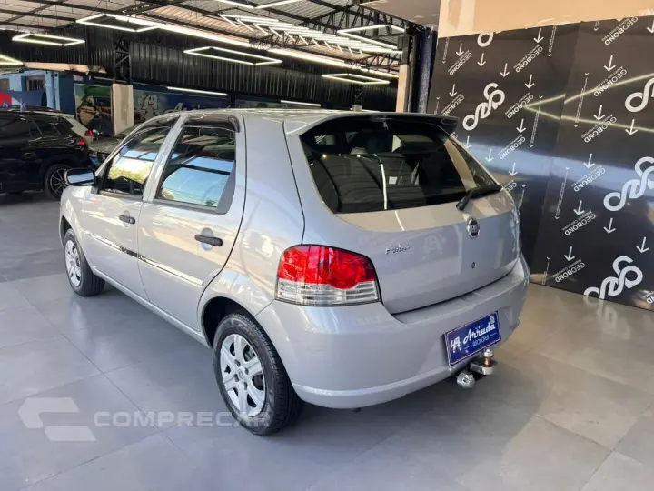 Palio ELX 1.0 Fire/30 Anos F. Flex 8V 4p
