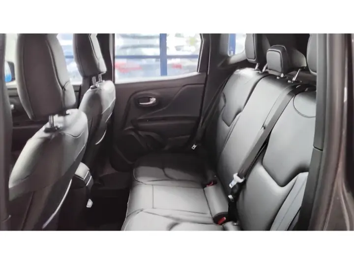 RENEGADE 1.3 T270 TURBO FLEX LONGITUDE AT6