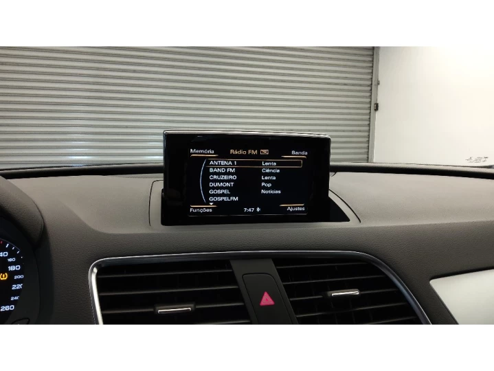 Q3 1.4 TFSI FLEX PRESTIGE PLUS S TRONIC