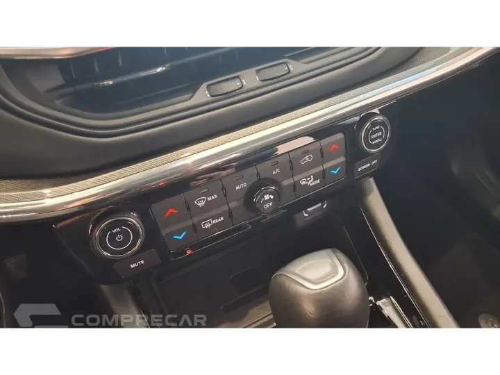COMPASS 2.0 TD350 TURBO DIESEL LIMITED AT9