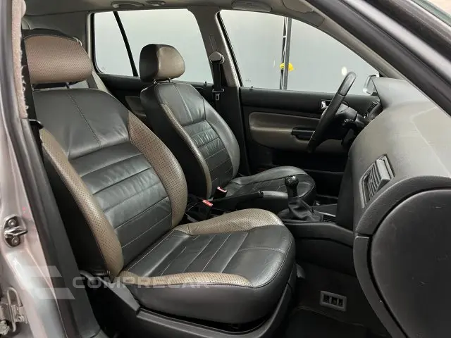 GOLF - 1.6 MI SPORTLINE 8V 4P MANUAL