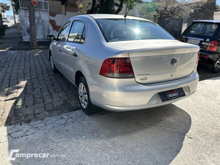 VOYAGE 1.0 MI Comfortline 8V