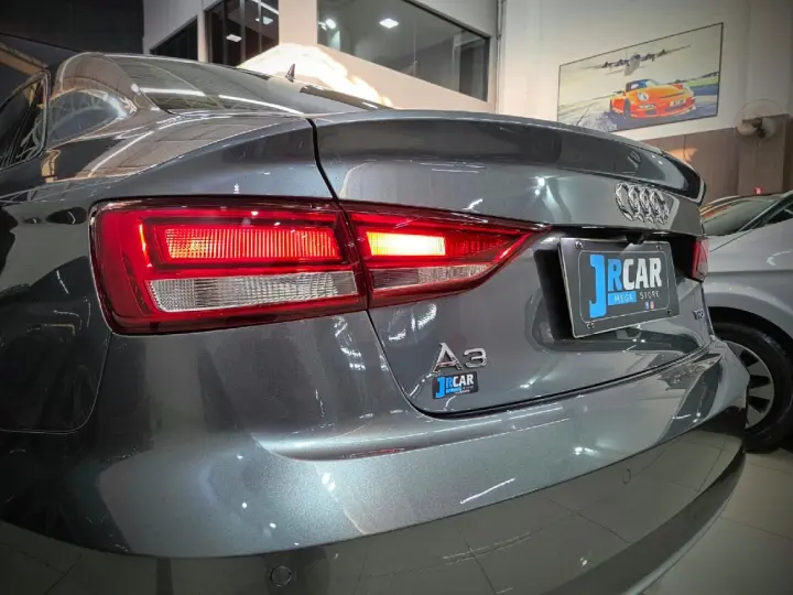 A3 2.0 TFSI SEDAN AMBITION 16V GASOLINA 4P S-TRONIC