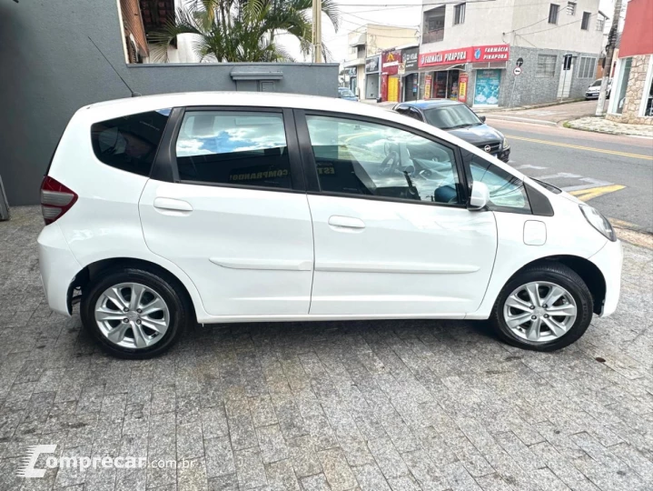 Fit LX 1.4/ 1.4 Flex 8V/16V 5p Mec.