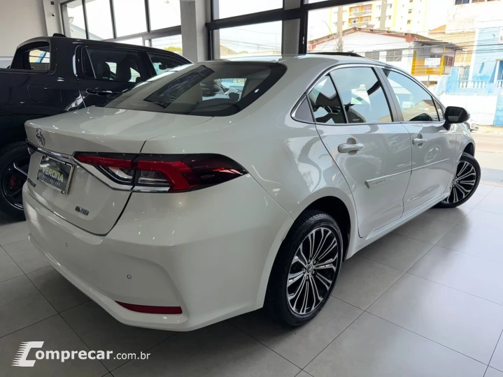 Corolla Altis 2.0