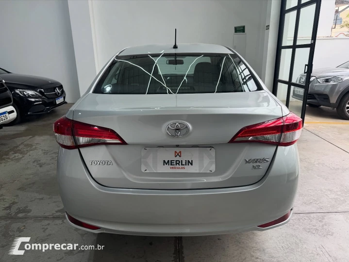 YARIS 1.5 16V Sedan XL