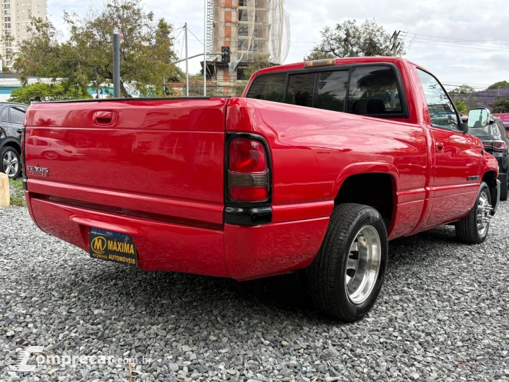 RAM 5.9 Sport 4X2 CS