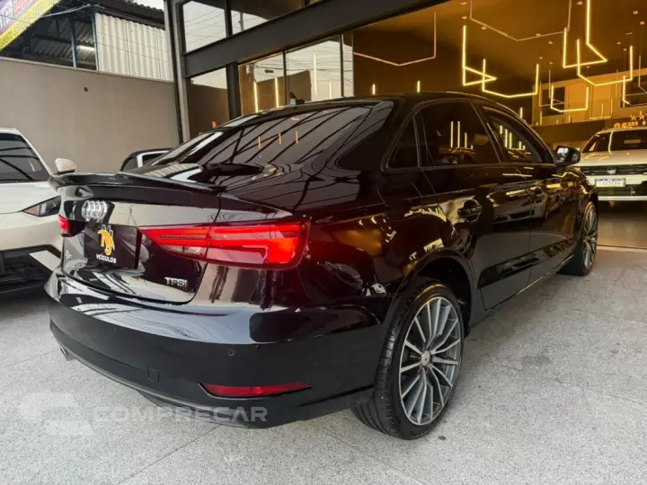 A3 1.4 TFSI SEDAN AMBIENTE 16V FLEX 4P TIPTRONIC