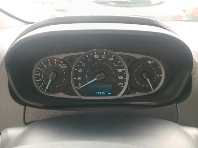 KA - 1.0 TI-VCT SE MANUAL