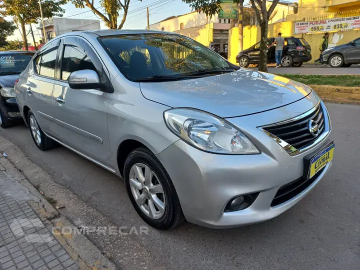 VERSA 1.6 SL