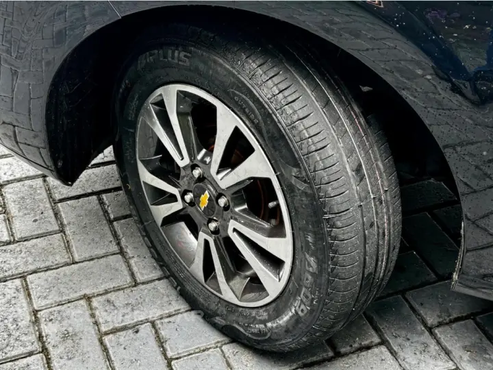 ONIX 1.4 MPFI LTZ 8V FLEX 4P MANUAL