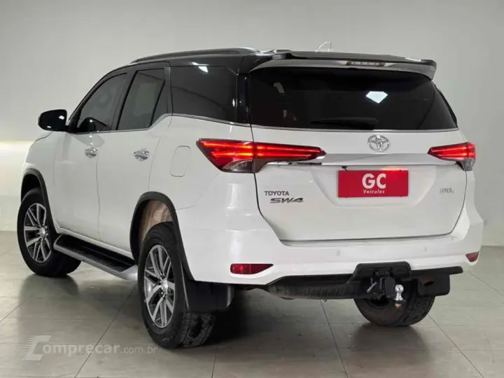 HILUX SW4 2.8 SRX 4X4 16V TURBO INTERCOOLER DIESEL 4P AUTOMÁ