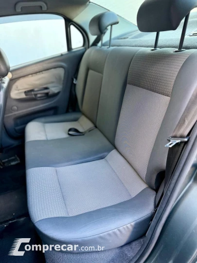 VOYAGE 1.6 MI 8V