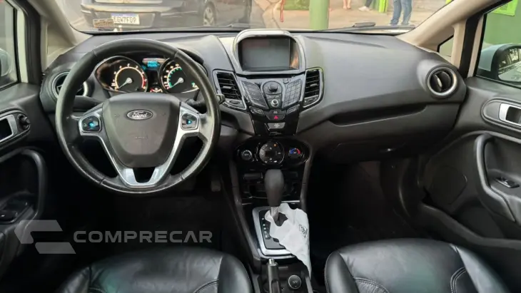 Fiesta Sedan 1.6 4P FLEX TITANIUM POWERSHIFT AUTOMÁTICO