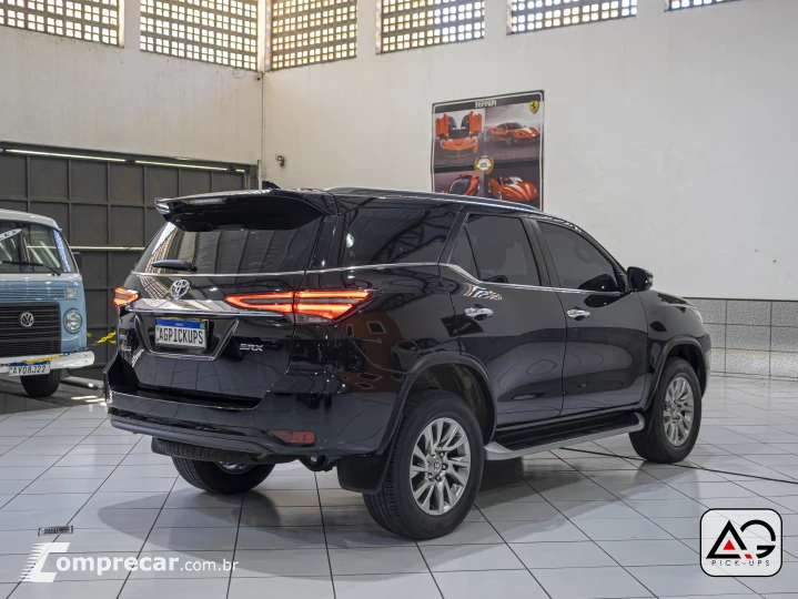 HILUX SW4 2.8 SRX 4X4 7 Lugares 16V Turbo Intercooler