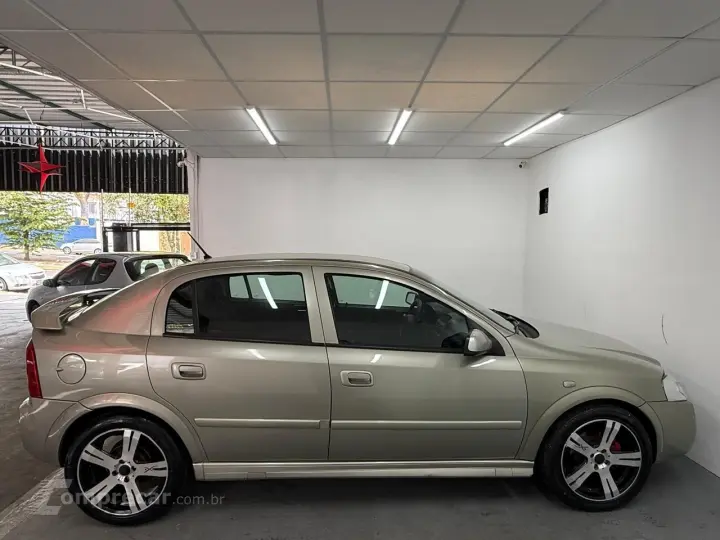 Astra Advantage 2.0 MPFI 8V FlexPower 5p