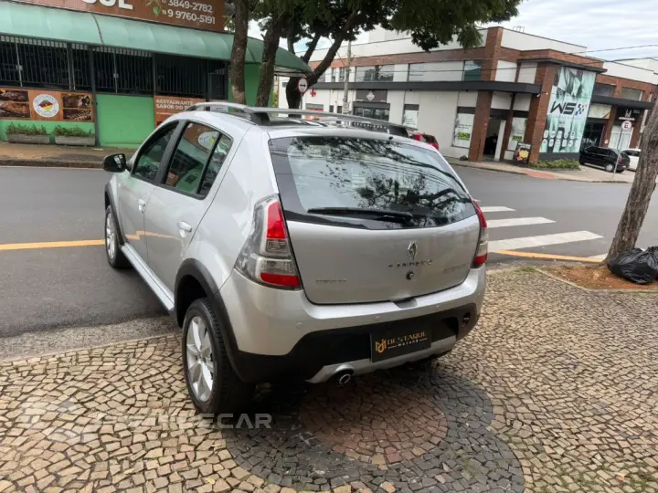 SANDERO STEPWAY Hi-Flex 1.6 16V 5p Aut.