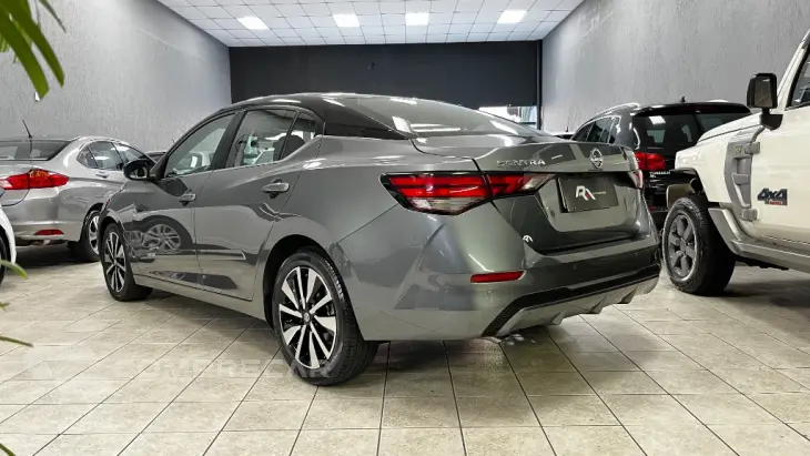 Sentra Advance 2.0 16V Aut.