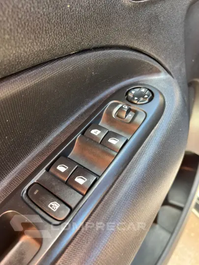 AIRCROSS 1.6 16V Live