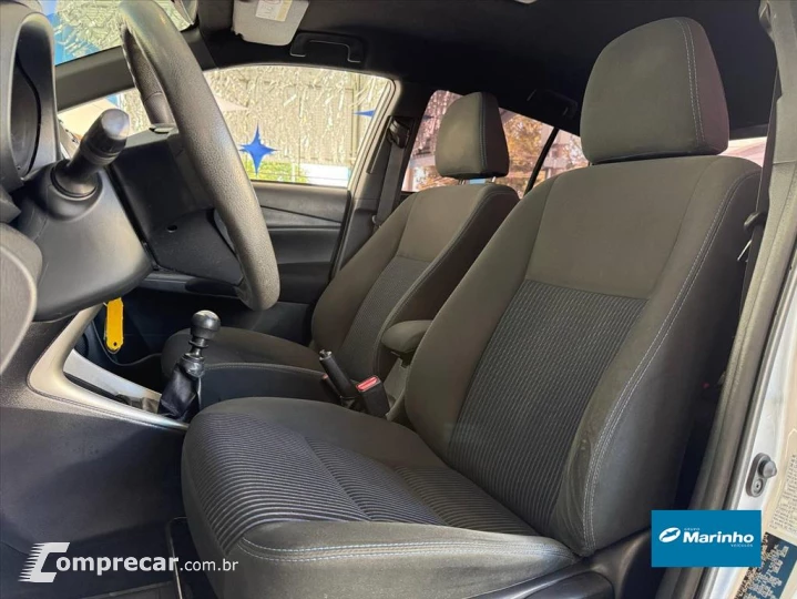 YARIS 1.3 16V FLEX XL MANUAL