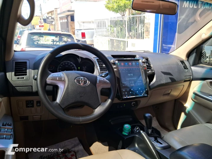 Hilux SW4 2.7 16V 4P FLEX SR 7 LUGARES AUTOMÁTICO
