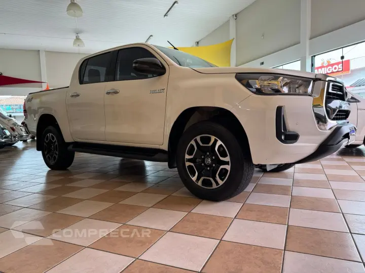 HILUX 2.8 D-4d Turbo CD SRV 4X4