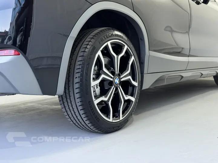 X2 2.0 16V Turbo Sdrive20i M Sport X Steptronic