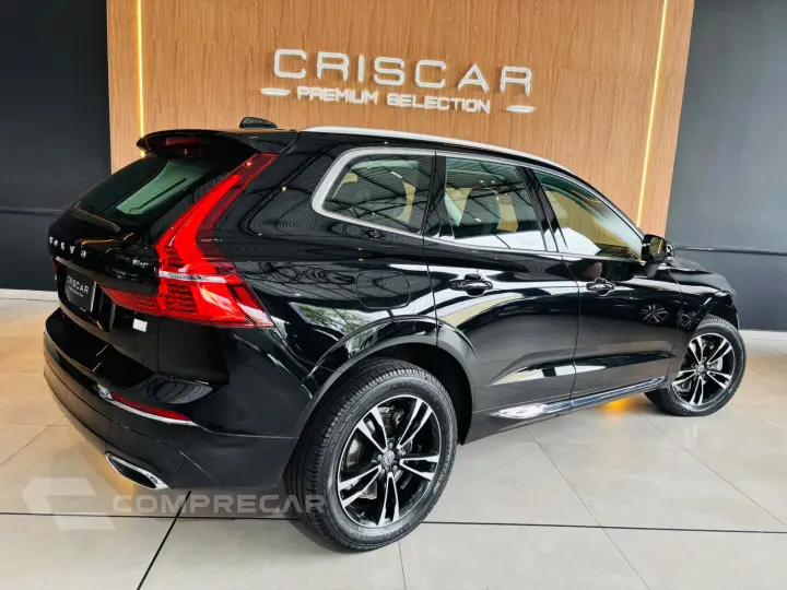 XC60 2.0 T8 Hybrid Momentum AWD Geartronic