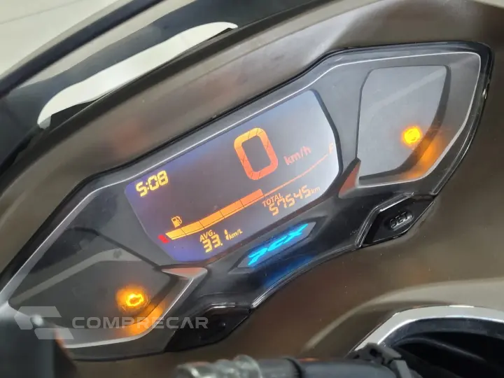 PCX 160 DLX