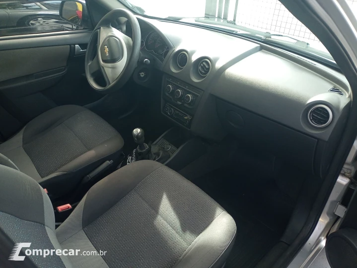 CELTA 1.0 MPFI LT 8V