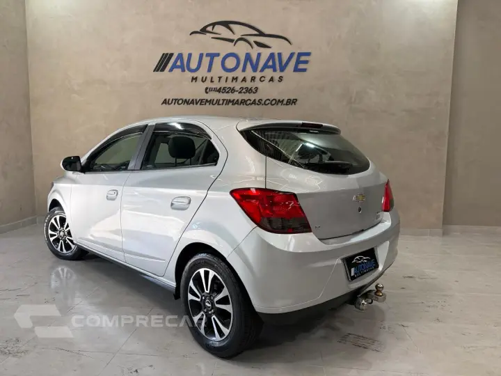Onix Hatch 1.4 4P FLEX LT
