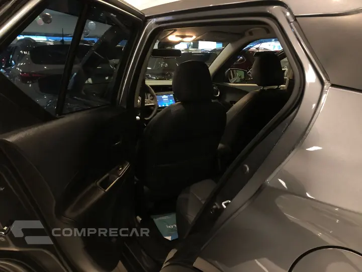 Kicks Play 1.6 16V Flexstart Advance Plus Xtronic