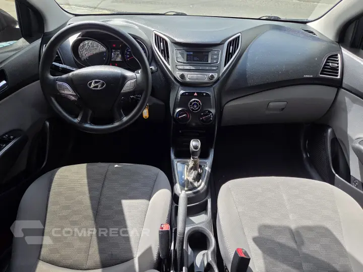 HB20S 1.6 COMFORT PLUS 16V FLEX 4P AUTOMÁTICO