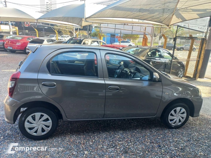 Etios 1.3 X 16V Flex 4P Automático