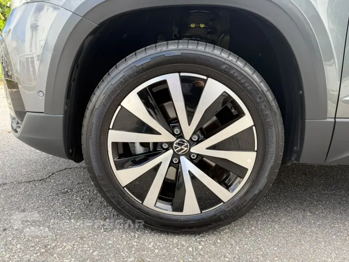 TAOS 1.4 250 TSI Highline
