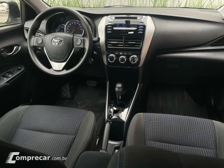 YARIS 1.5 16V Sedan XL