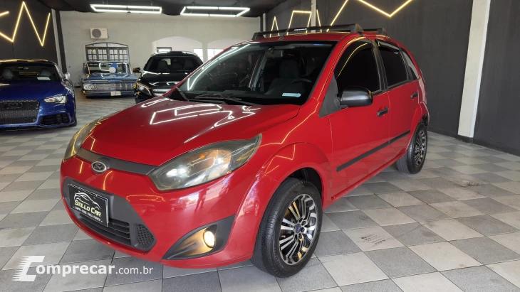 FIESTA 1.6 MPI Class Hatch 8V