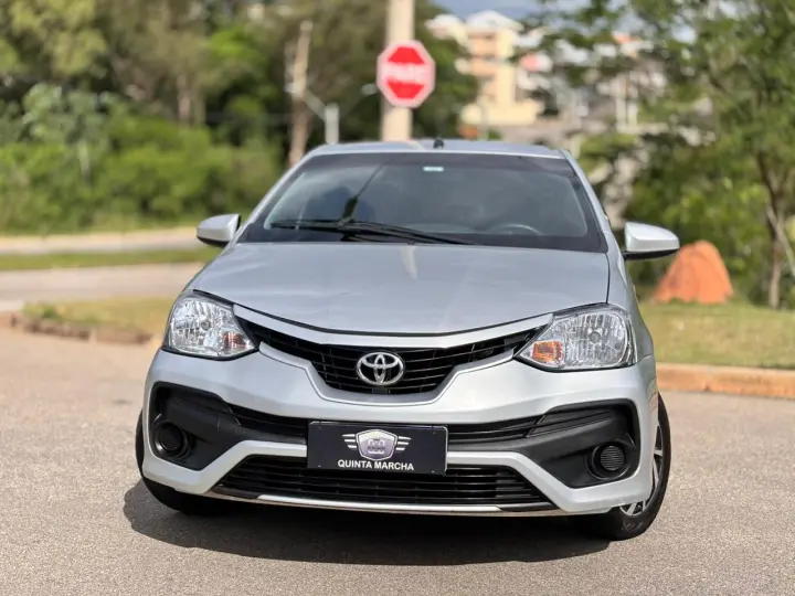 Etios Sedan X 1.5 (Aut) (Flex)