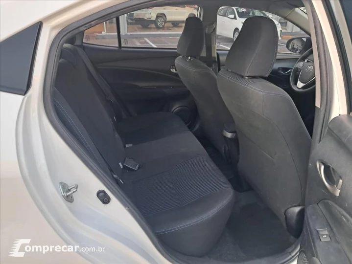 YARIS 1.5 16V FLEX SEDAN XL PLUS TECH MULTIDRIVE