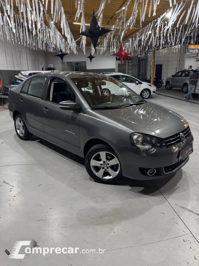 POLO SEDAN 1.6 MI Comfortline 8V