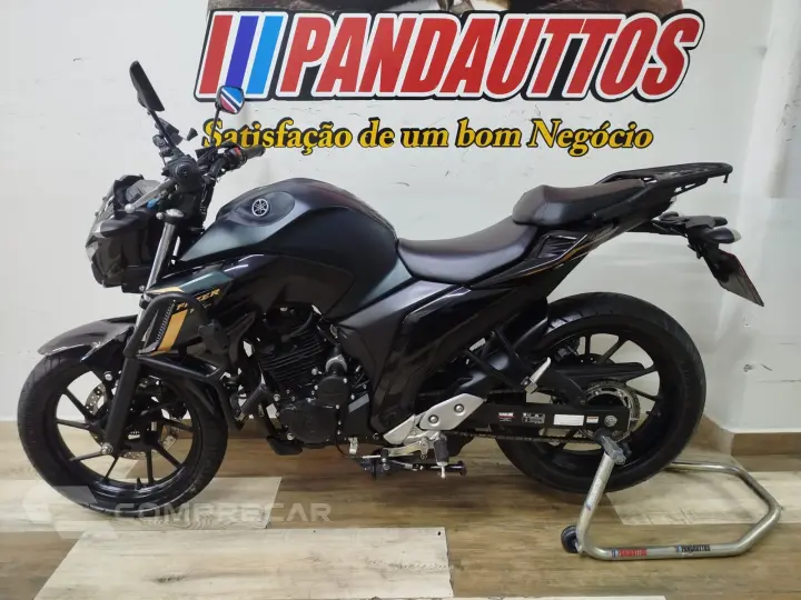 FZ 25 FAZER