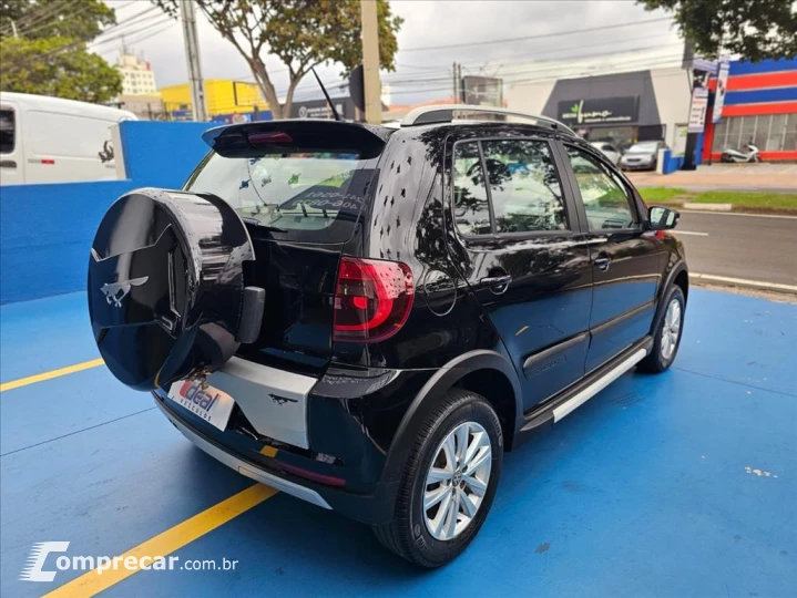 CROSSFOX 1.6 MI FLEX 8V 4P MANUAL