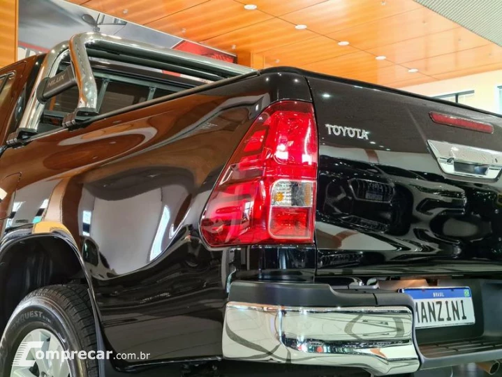 HILUX 2.7 VVT-I FLEX CD SRV 4X2 AUTOMÁTICO