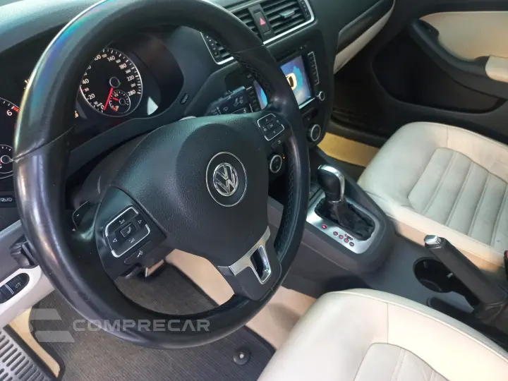 JETTA 2.0 TSI Highline 211cv