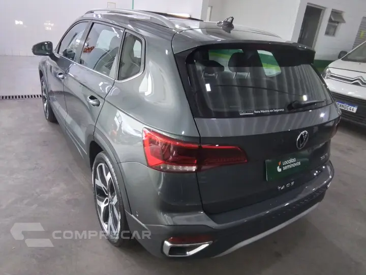 TAOS 1.4 250 TSI TOTAL FLEX HIGHLINE AUTOMÁTICO