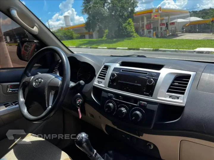 HILUX SW4 2.7 SR 4X2 16V