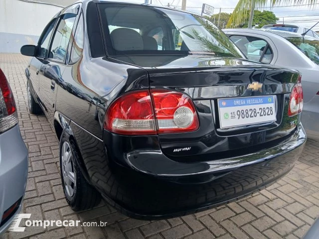 CLASSIC - 1.0 MPFI LS 8V 4P MANUAL