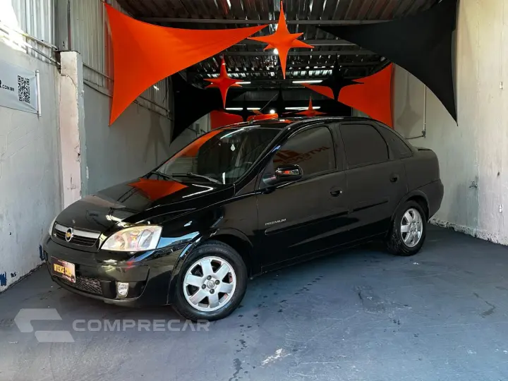 CORSA 1.4 MPFI Premium Sedan 8V