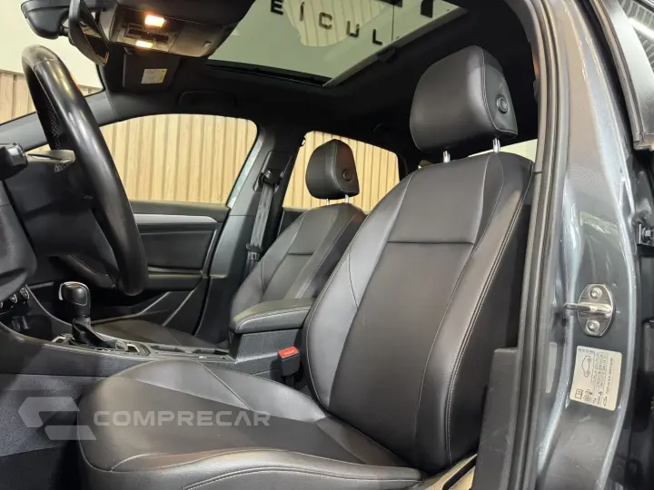 JETTA 1.4 250 TSI TOTAL FLEX R-LINE TIPTRONIC