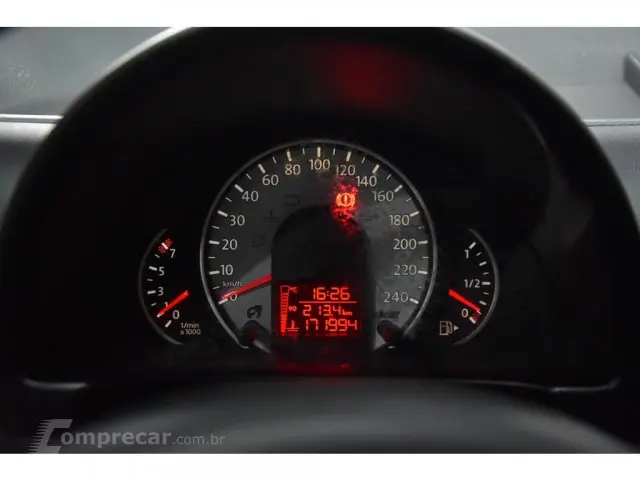 FOX - 1.6 MI PLUS 8V 4P MANUAL